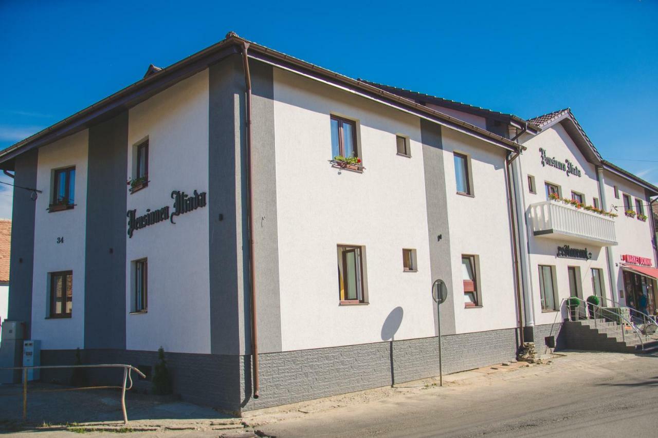 Pensiunea Iliada Sibiu Esterno foto